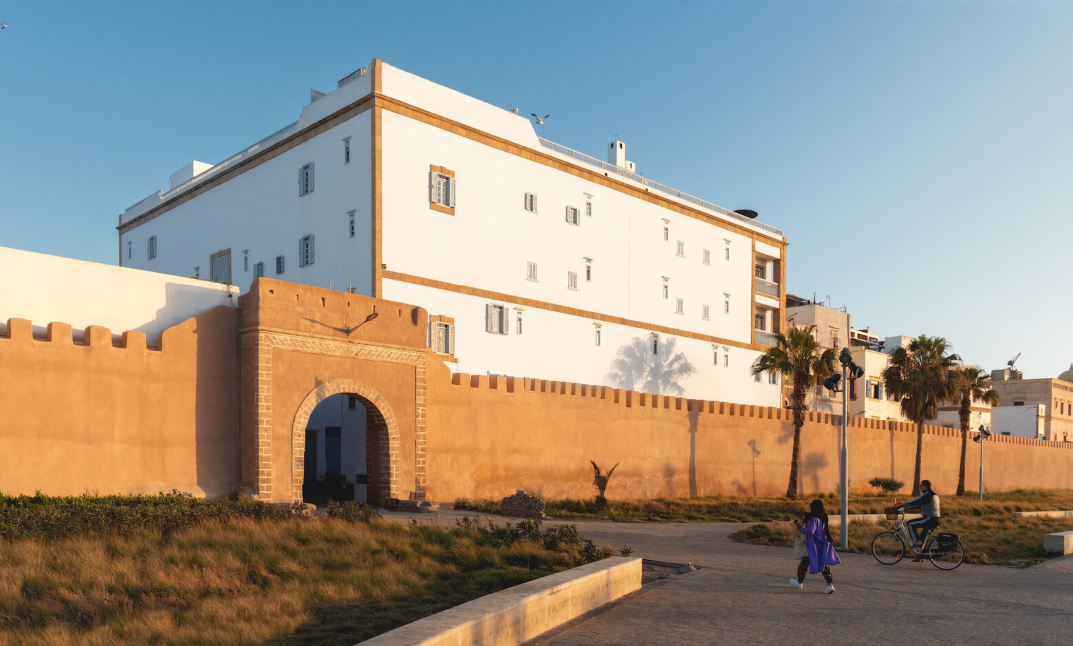 Image décorative pour illustrer l'article sur l'Heure Bleue Palais