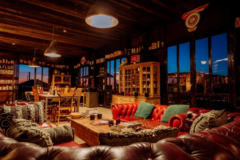 Photo d'illustration d'un article sur la privatisation d'Alibaba Infinity Essaouira