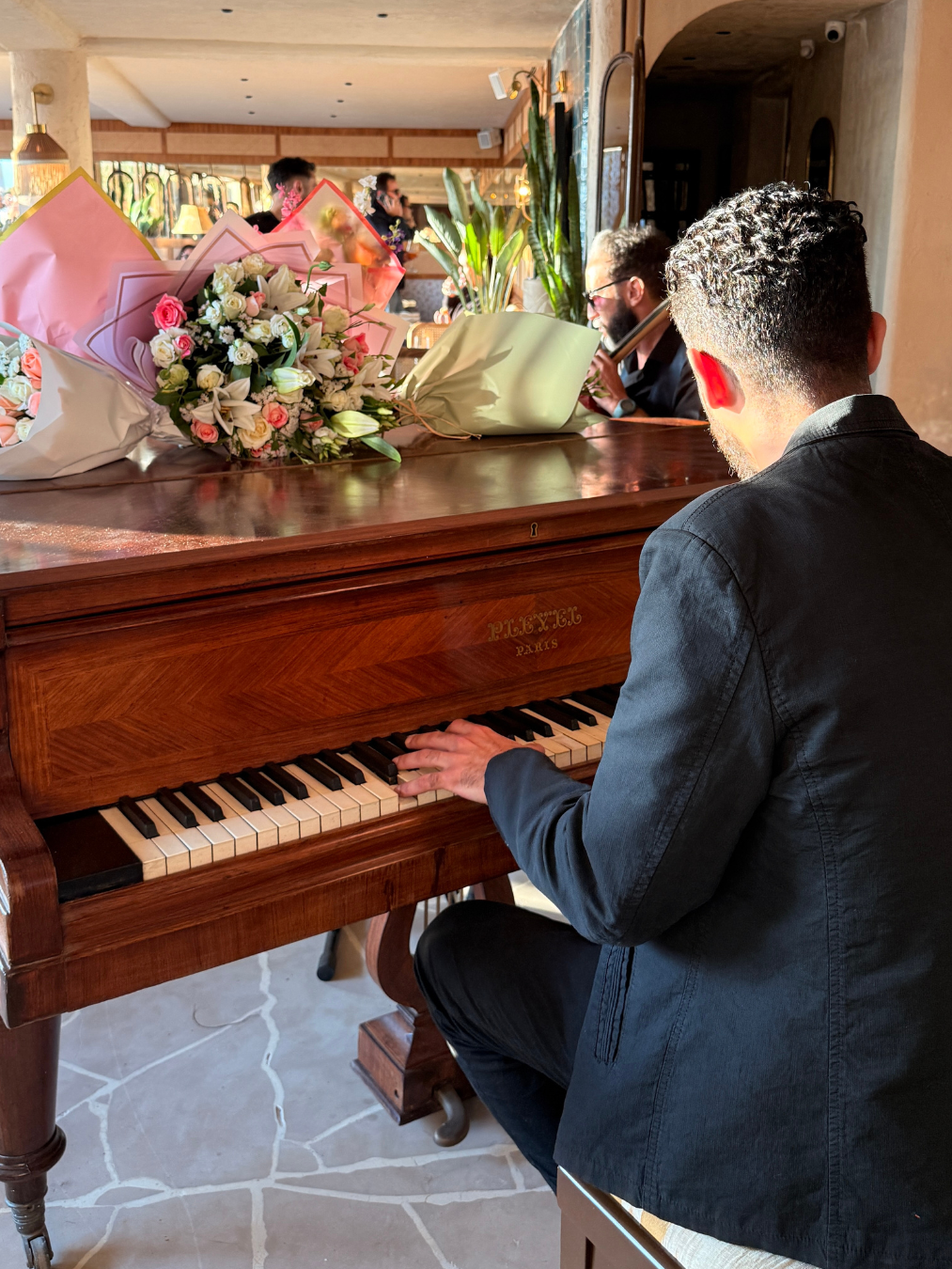 Piano Bar Essaouira restaurant Habibis